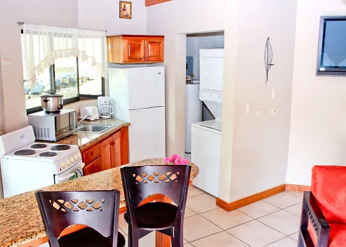 Villa Hermosa Heights *
