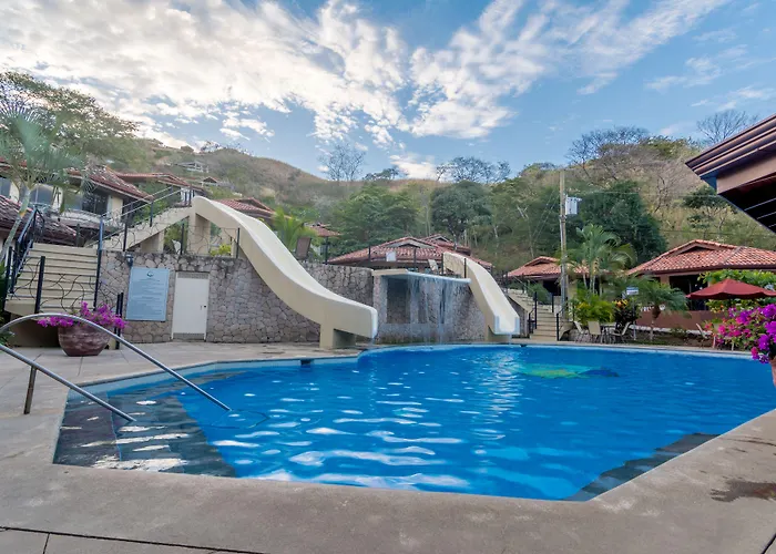 Villa Hermosa Heights *