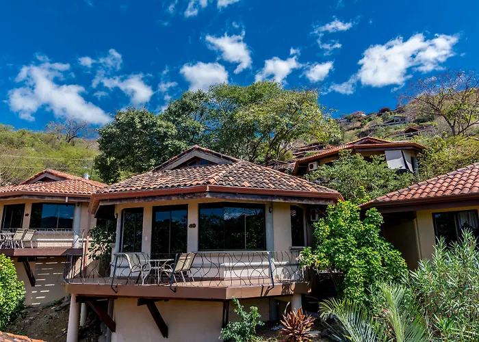 Hermosa Heights Villa *